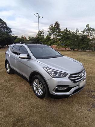 HYUNDAI SANTA FÉ 3.3 MPFI 4X4 7 LUGARES V6 270CV GASOLINA 4P AUTOMÁTICO HYUNDAI SANTA FÉ 3.3 MPFI 4X4 7 LUGARES V6 270CV GASOLINA 4P AUTOMÁTICO